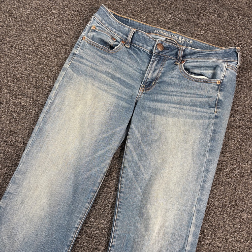 American Eagle Boyfriend Jeans Womens 10 Long Blue Super Stretch Flare Wash